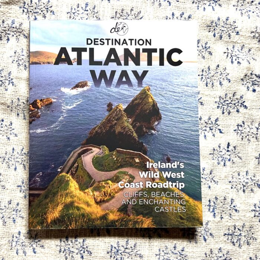 Destination Atlantic Way – The Ultimate guidebook for Irelands Wild Atlantic Way ISBN 9781739848446