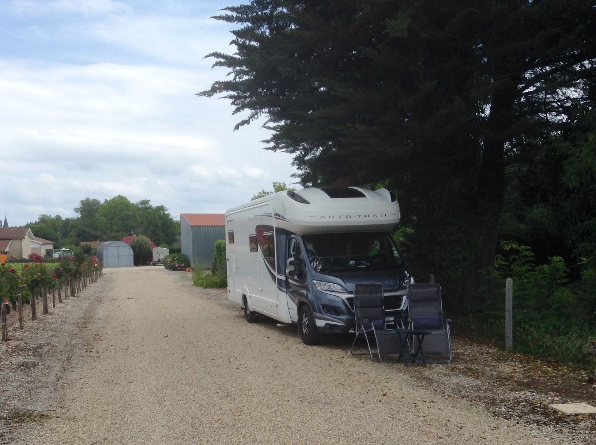 Vineyard motorhome parking France Passion